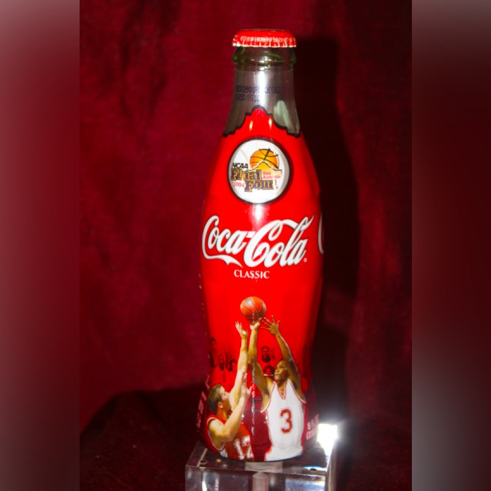 Coca-Cola NEW collectible bottles 2004 NCAA final four championship San Antonio